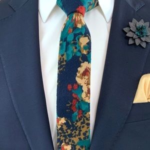 Men's Dark Navy Bohemian Floral Slim Necktie
